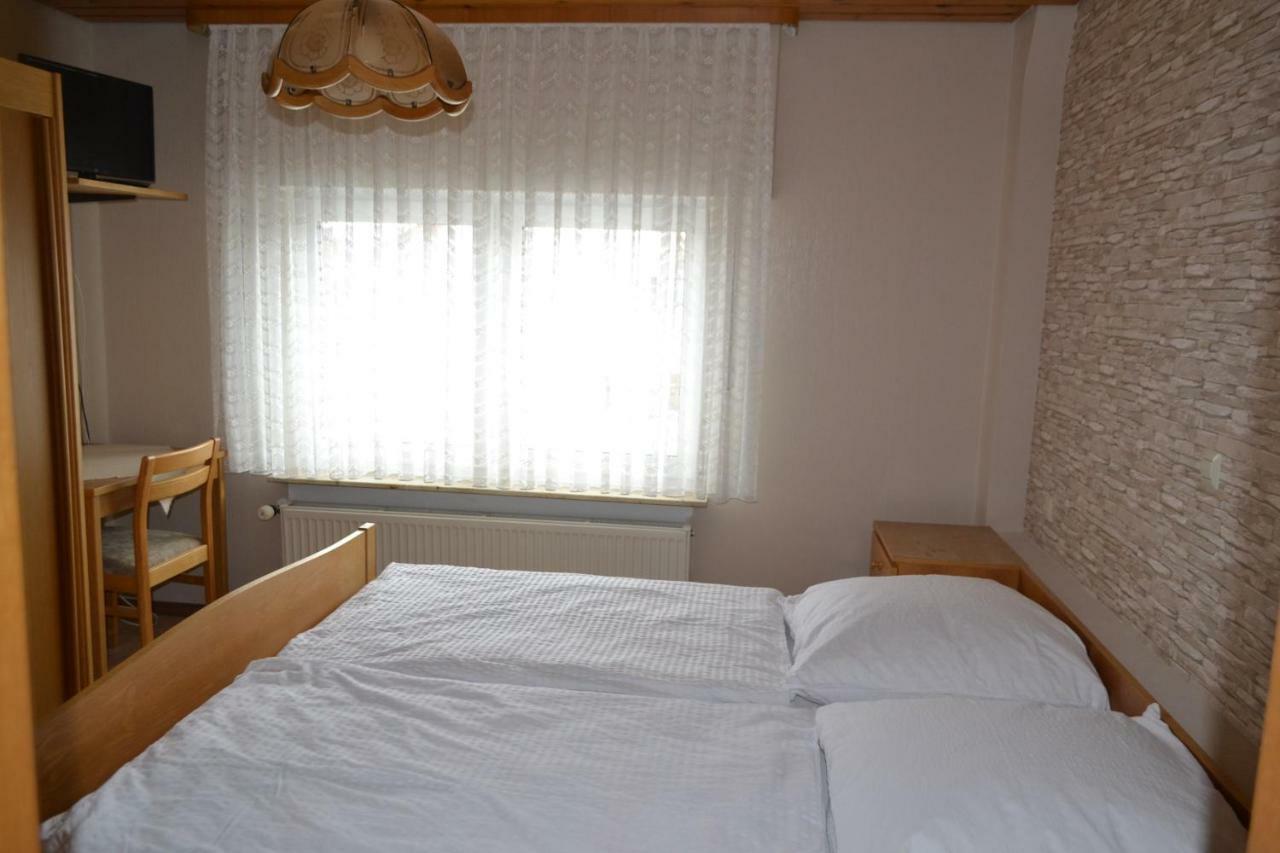 Landgasthaus Krone In St. Johann Sankt Johann  Esterno foto